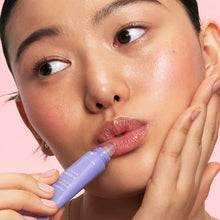 Cargar imagen en el visor de la galería, Lip Glowy Balm - Blueberry
