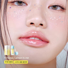 Cargar imagen en el visor de la galería, Juicy Berry Plumping Lip Oil (No. 11 Honey Lemon)
