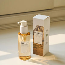 Cargar imagen en el visor de la galería, Madagascar Centella Light Cleansing Oil
